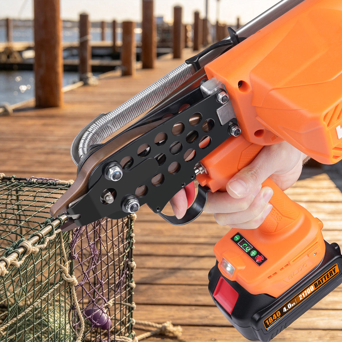 Cordless Hog Ring Plier